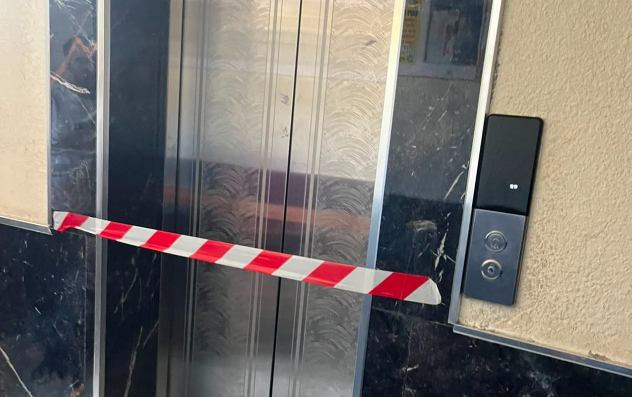Yaşayış binasında 6 liftin fəaliyyəti dayandırıldı (FOTO)