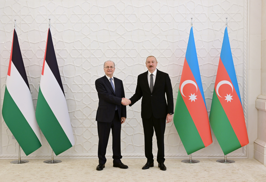 İlham Əliyev qəbullar keçirdi (YENİLƏNİB)