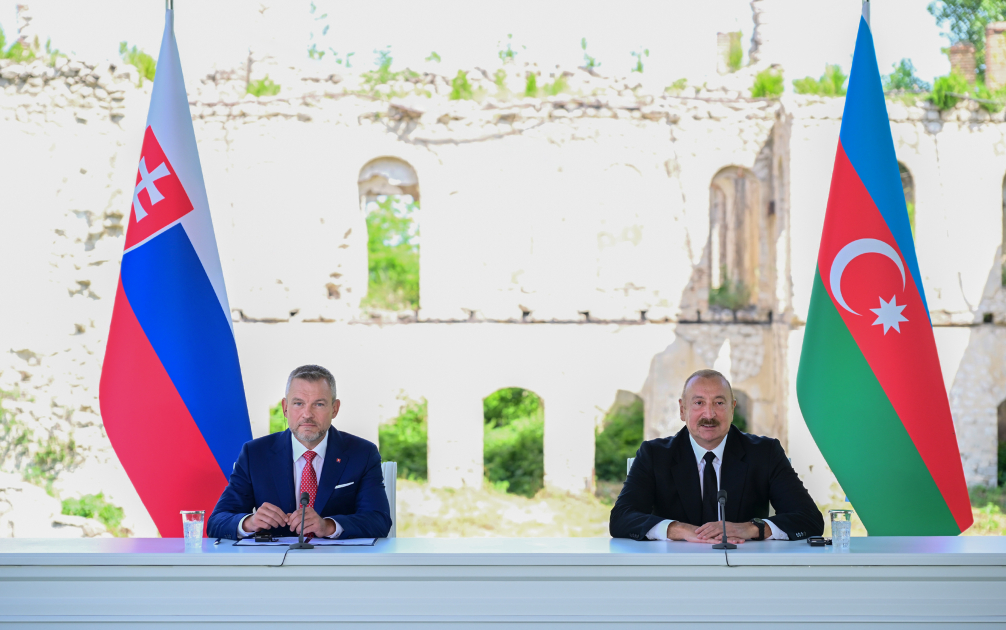 İlham Əliyevin Şuşada Slovakiya Prezidenti ilə geniş tərkibdə görüşü oldu (YENİLƏNİR)