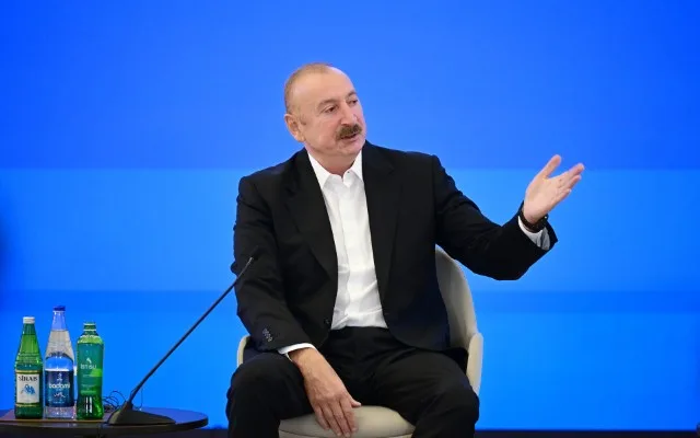 Ölkəsinə qayıtmaqda çətinlik çəkən jurnalistə Prezidentdən təklif