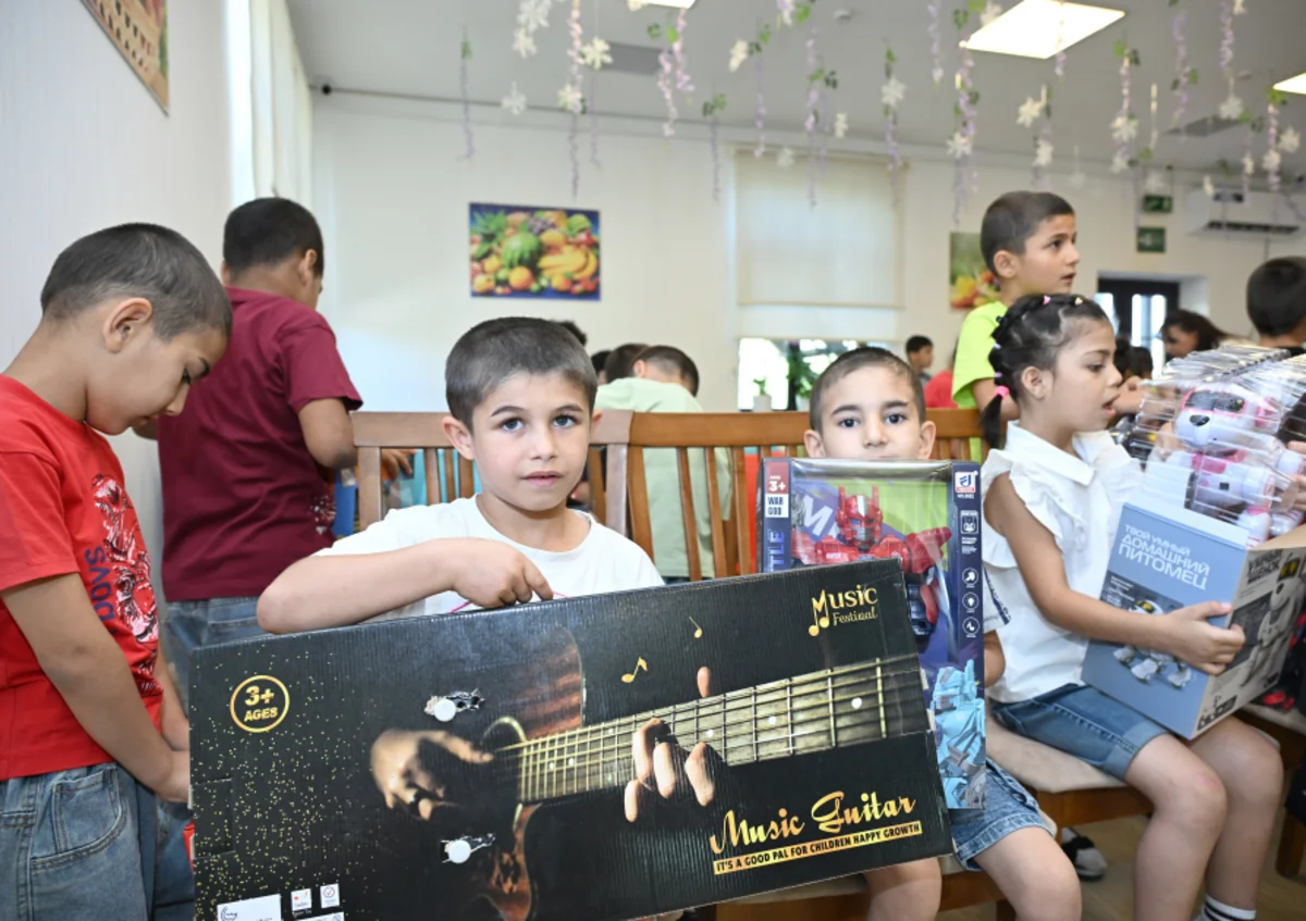 Leyla Əliyeva Şəkidə Uşaq evi sosial xidmət müəssisəsinin sakinləri ilə görüşdü (FOTO)