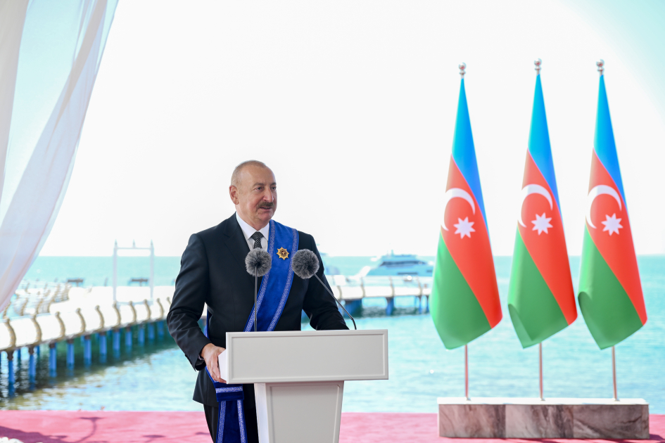 Azərbaycan və Qırğızıstan prezidentlərinin təltifolunma mərasimi keçirildi (FOTO)