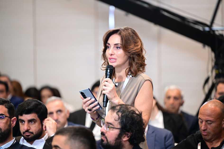 İlham Əliyev IV Şuşa Qlobal Media Forumunun açılışında iştirak etdi (YENİLƏNİB)