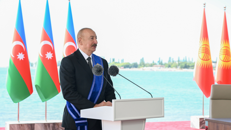 Azərbaycan və Qırğızıstan prezidentləri mətbuata bəyanatlarla çıxış etdi (YENİLƏNİB)