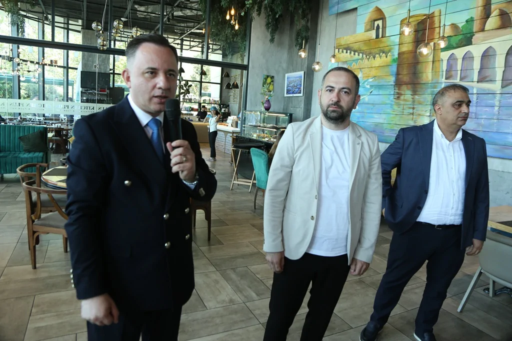 AQC Milli Mətbuat Günündə media nümayəndələri ilə görüş keçirdi (FOTO)