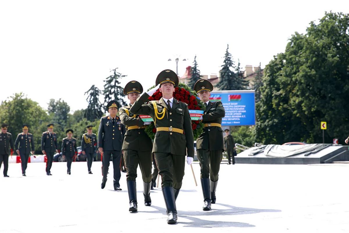 Kərim Vəliyev belaruslu həmkarı ilə regional təhlükəsizliyi müzakirə etdi (FOTO)