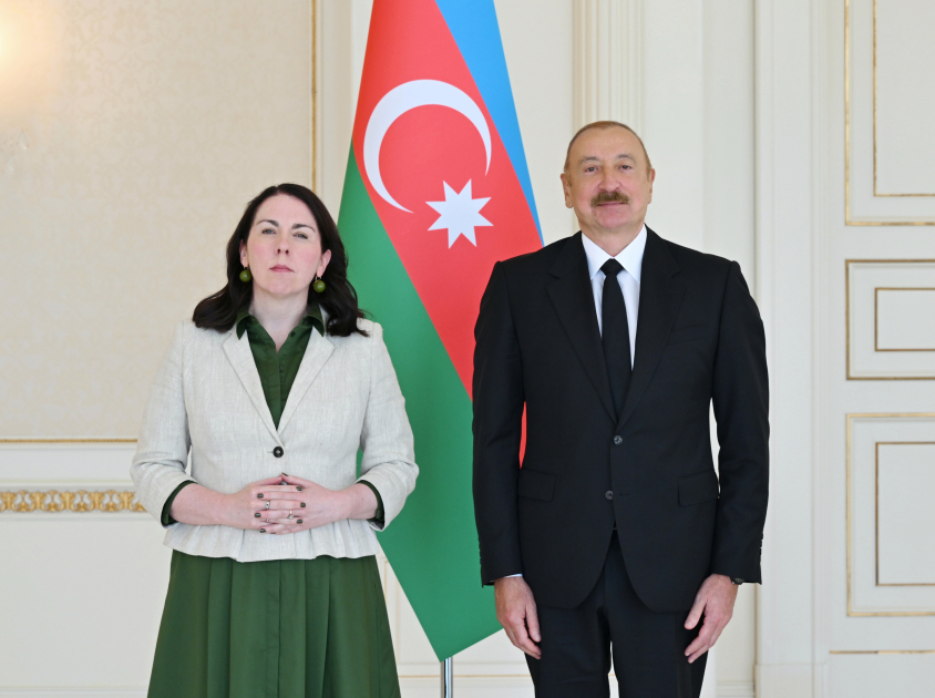 Prezident yeni səfirlərin etimadnaməsini qəbul etdi (YENİLƏNİB)