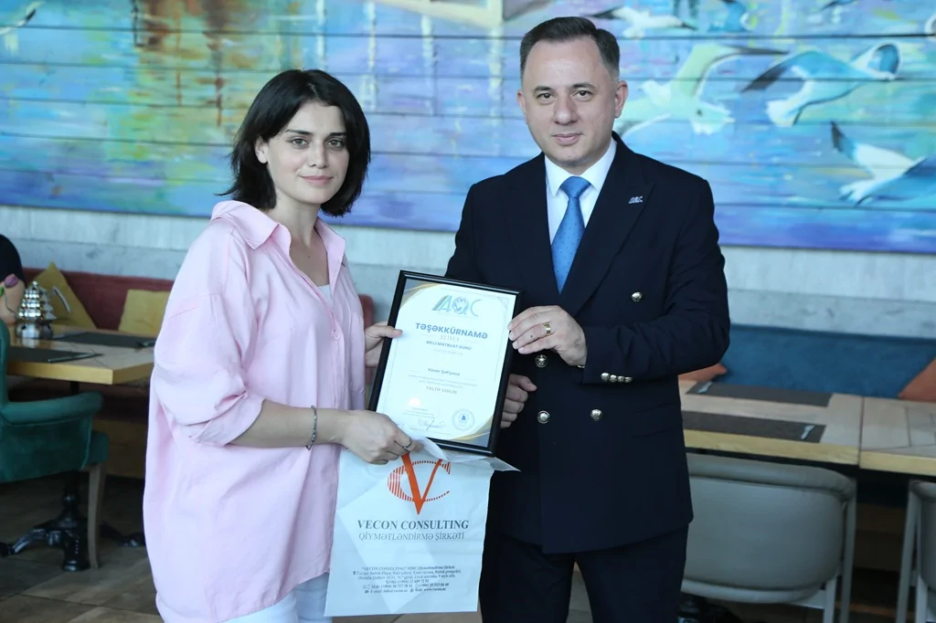 AQC Milli Mətbuat Günündə media nümayəndələri ilə görüş keçirdi (FOTO)