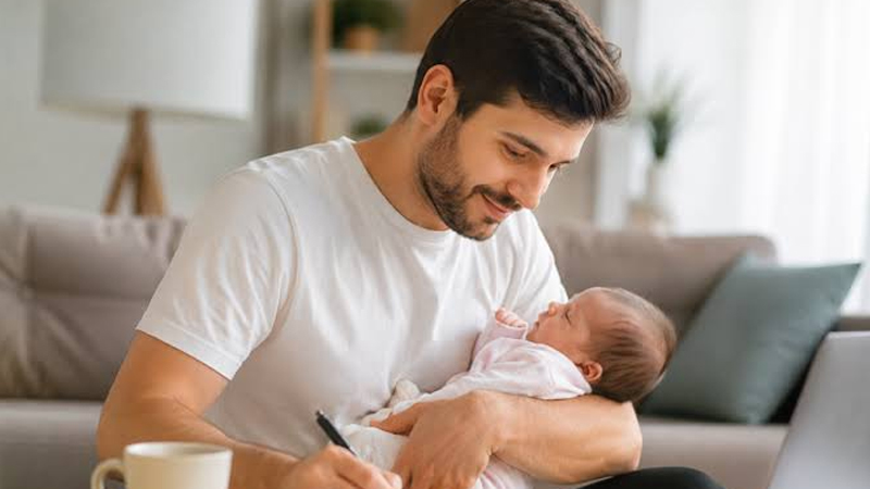 Azərbaycanda atalıq məzuniyyətinə çıxanların sayı açıqlandı