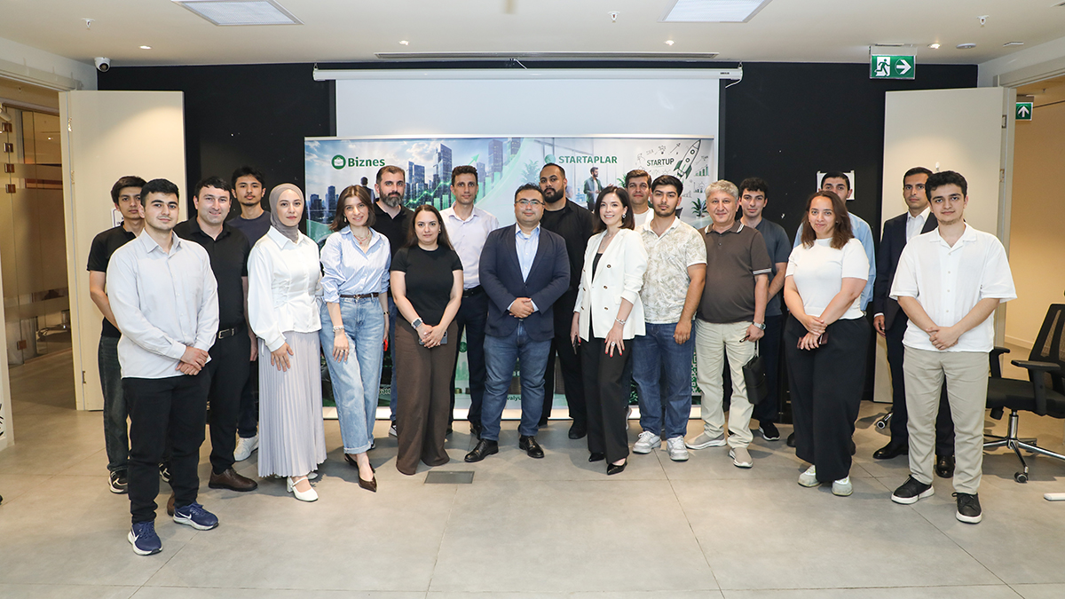 Silikon Vadisinin azərbaycanlı investoru Bakıda startaplara seminar keçdi (FOTO)