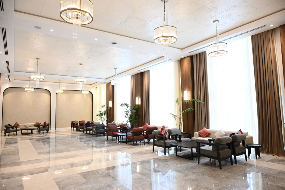 Yeni hoteldə 45 nəfərə iş veriləcək (FOTO)