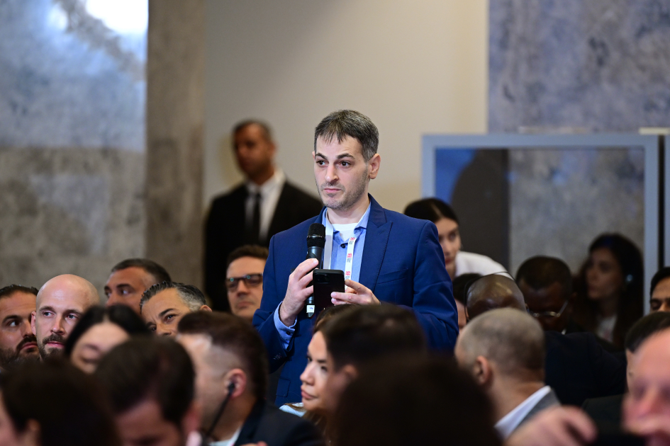 İlham Əliyev IV Şuşa Qlobal Media Forumunun açılışında iştirak etdi (YENİLƏNİB)
