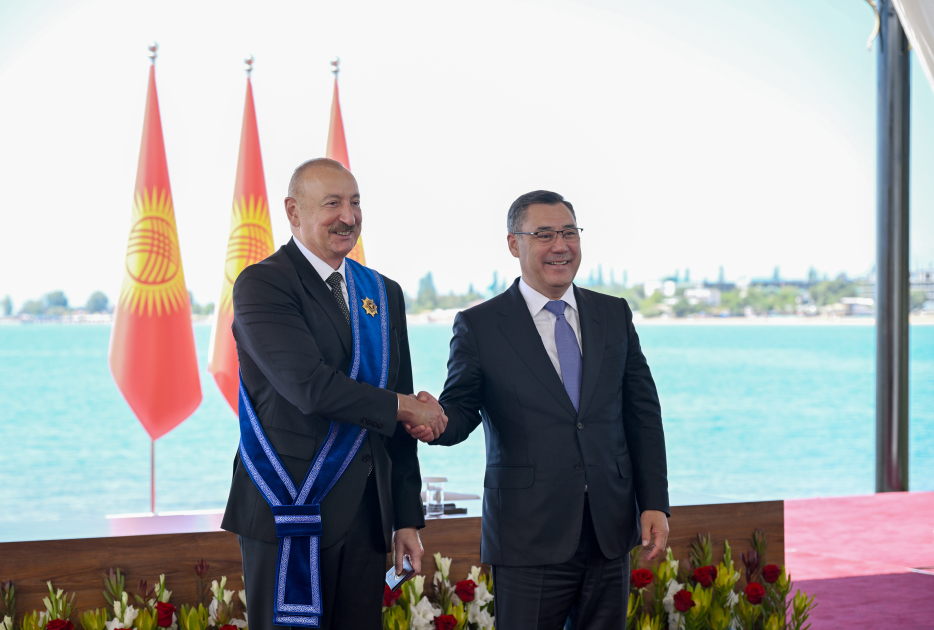 Azərbaycan və Qırğızıstan prezidentlərinin təltifolunma mərasimi keçirildi (FOTO)