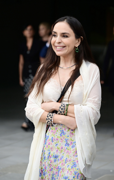 Leyla Əliyeva Budapeştdə sərgidə (FOTO)