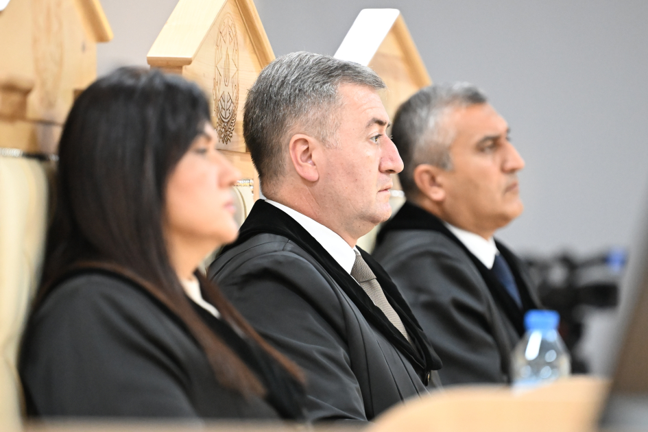 Ermənistan vətəndaşlarının şikayətləri üzrə apellyasiya məhkəməsində prokurorlar çıxışa başladı (FOTO)