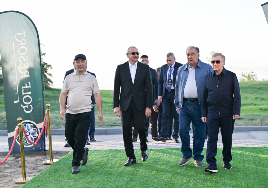 İlham Əliyev Çolpon-Atada üç dövlət başçısı ilə birlikdə Qolf Klubun açılışında iştirak etdi (YENİLƏNİB)