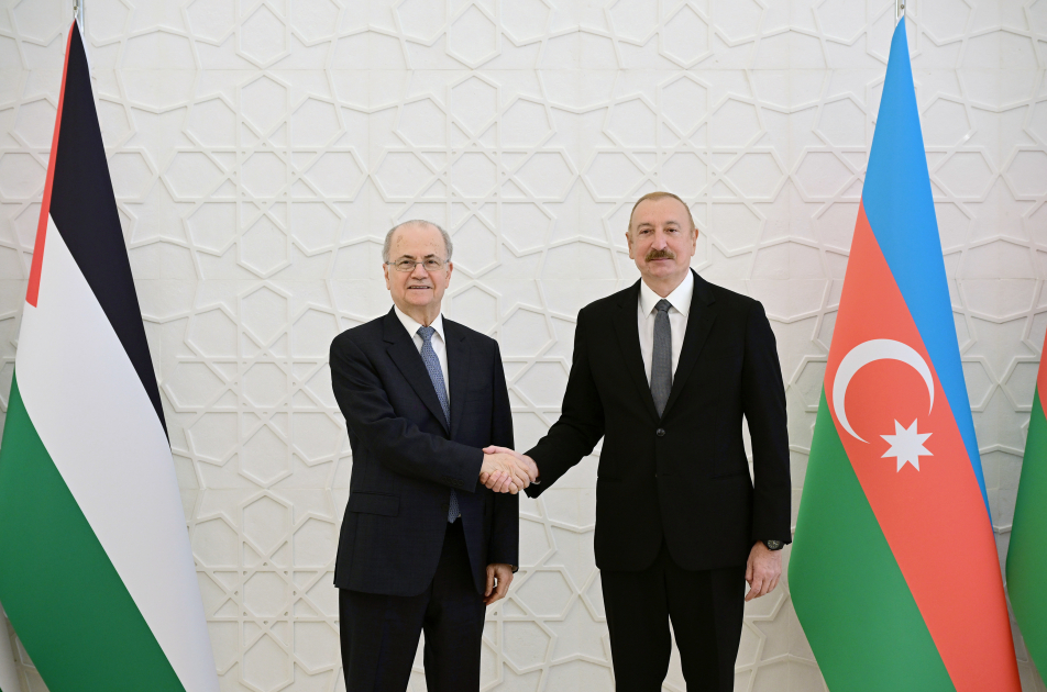 İlham Əliyev qəbullar keçirdi (YENİLƏNİB)
