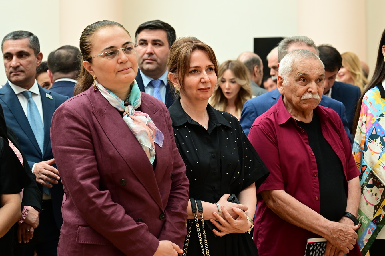 bp və tərəfdaşları yeni sərgi zalları və 