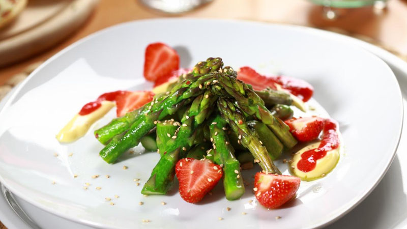 Qulançardan da faydalıdır: B qrupu vitaminləri ilə zəngin 9 qida açıqlandı