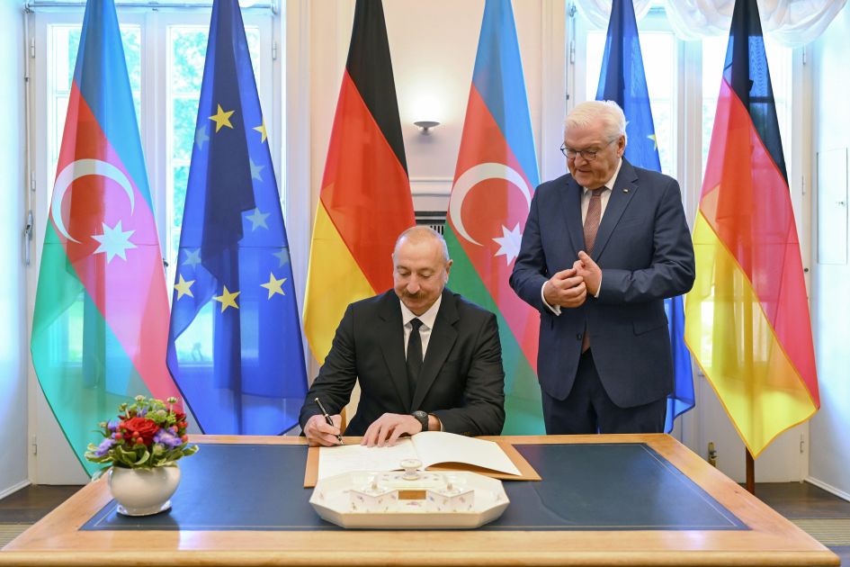 İlham Əliyev və Fridrix Merz mətbuata bəyanatlarla çıxış edib (YENİLƏNİB)