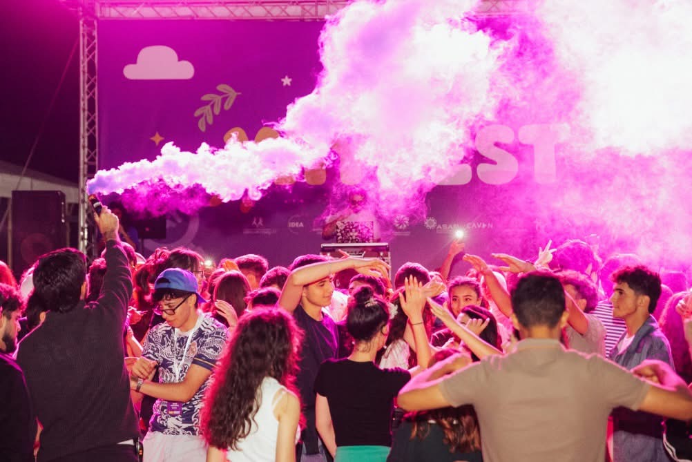 Yay Fest-də media və rəqəmsal savadlılığa həsr olunan düşərgə keçirildi (FOTO)