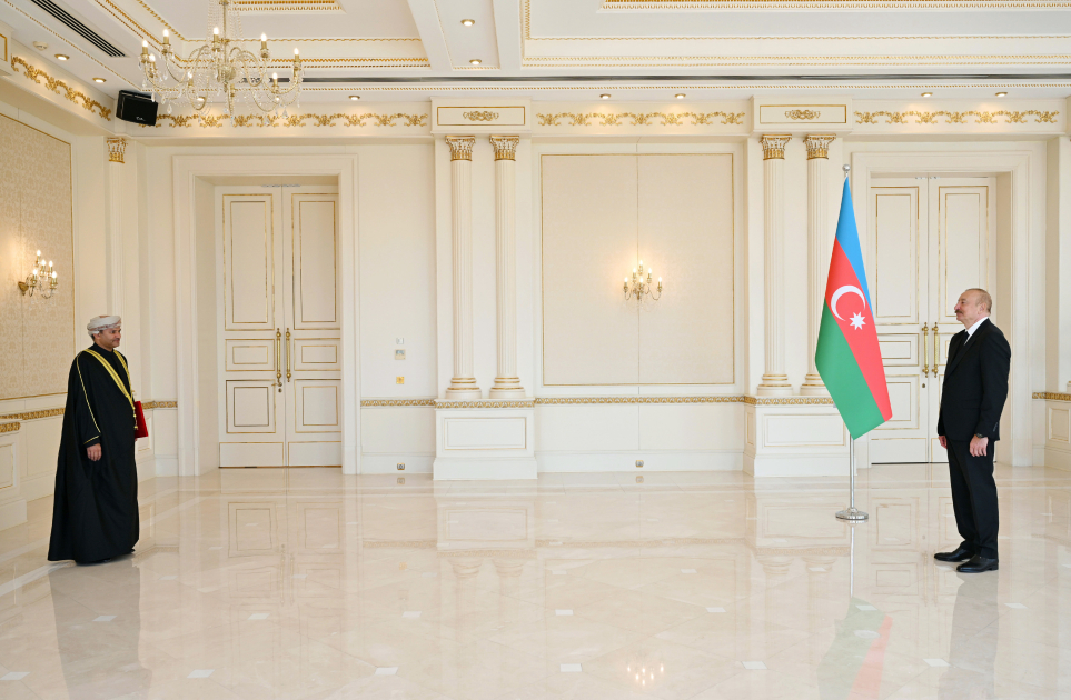 Prezident yeni səfirlərin etimadnaməsini qəbul etdi (YENİLƏNİB)