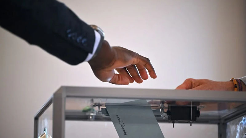Fransada prezident seçkilərinin tarixi açıqlandı
