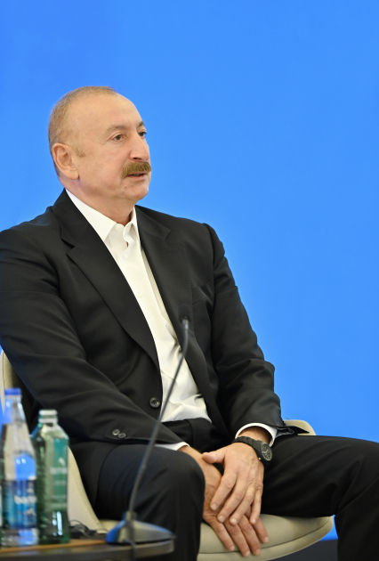 İlham Əliyev IV Şuşa Qlobal Media Forumunun açılışında iştirak etdi (YENİLƏNİB)