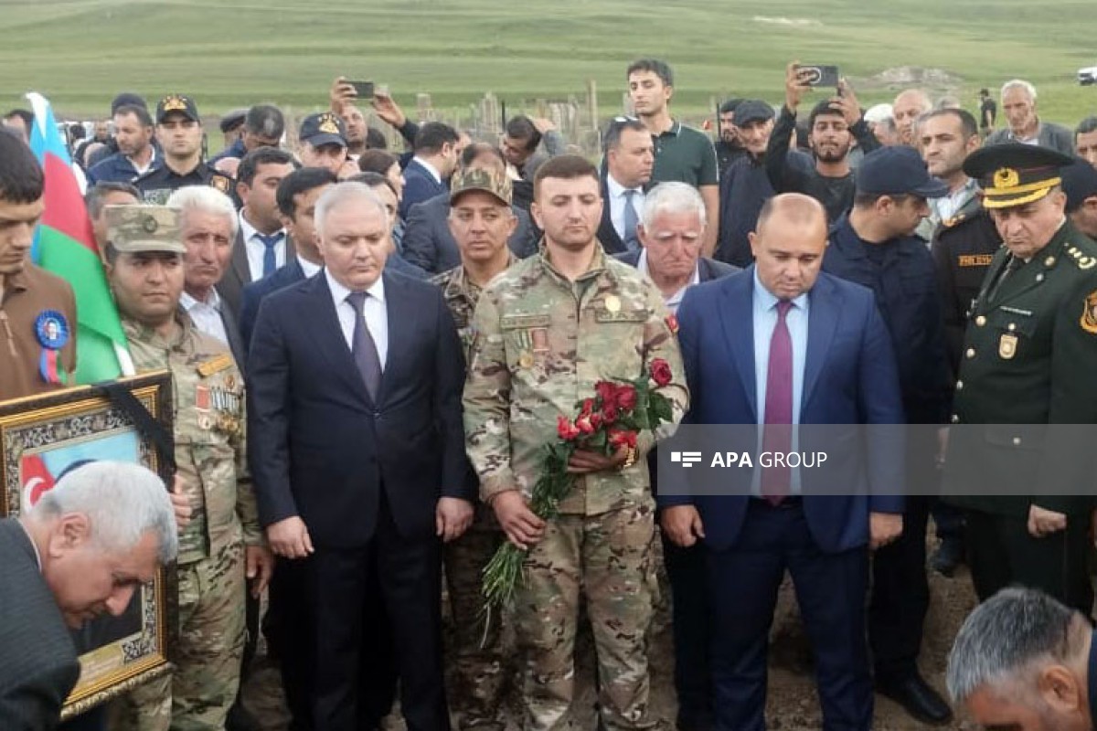 Birinci Qarabağ müharibəsi şəhidi Bahadur Kamalovun qalıqları Kəlbəcərdə dəfn olunub - FOTO