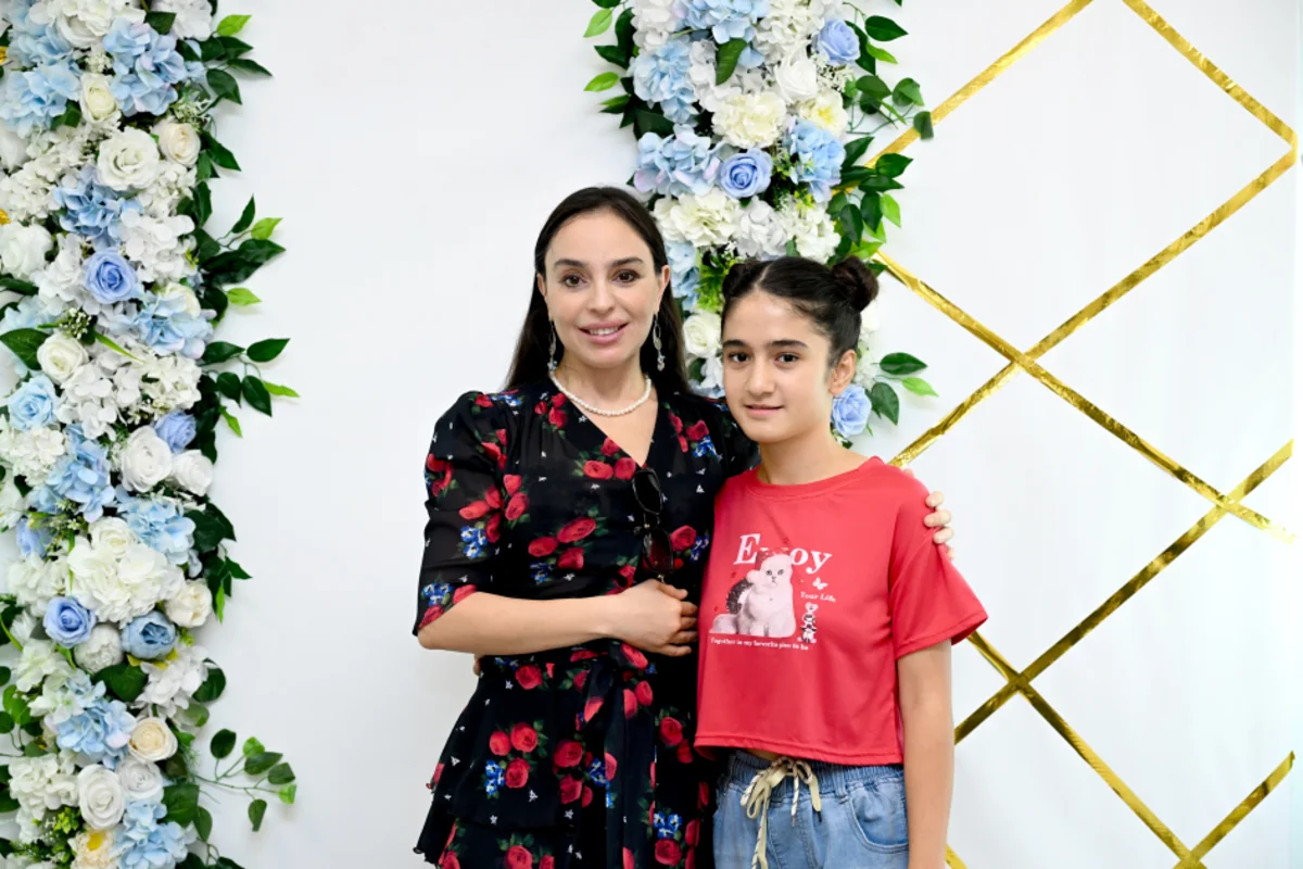 Leyla Əliyeva Şəkidə Uşaq evi sosial xidmət müəssisəsinin sakinləri ilə görüşdü (FOTO)
