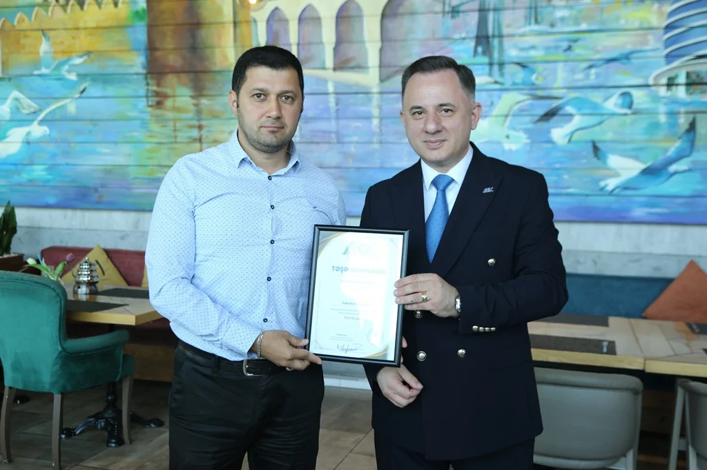 AQC Milli Mətbuat Günündə media nümayəndələri ilə görüş keçirdi (FOTO)