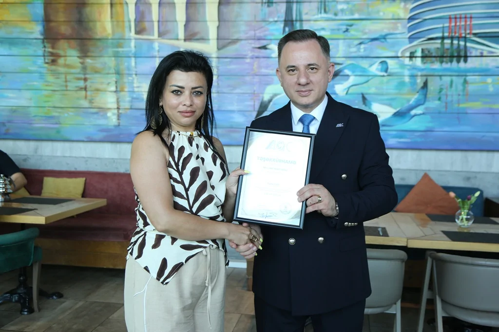 AQC Milli Mətbuat Günündə media nümayəndələri ilə görüş keçirdi (FOTO)