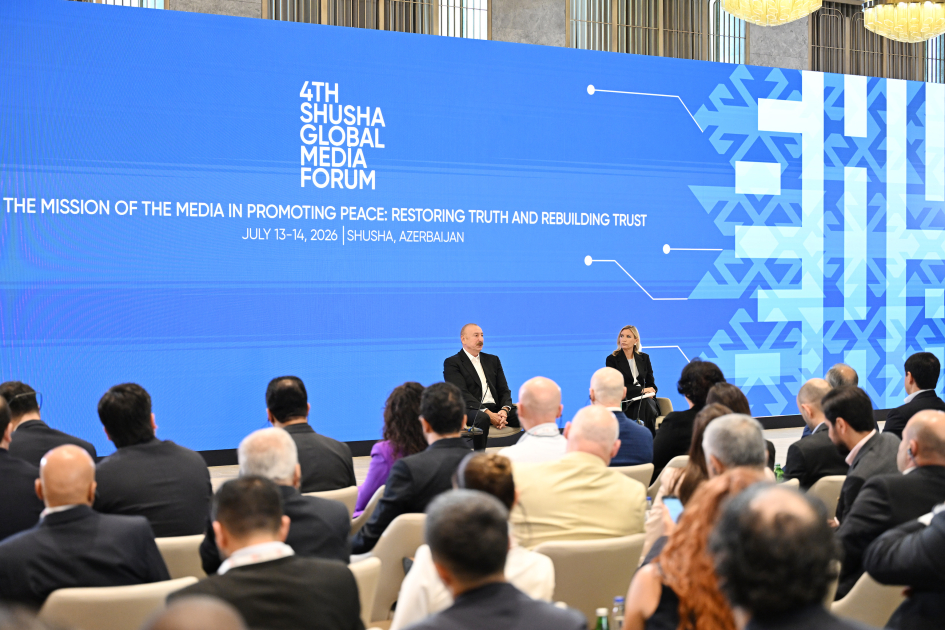 İlham Əliyev IV Şuşa Qlobal Media Forumunun açılışında iştirak etdi (YENİLƏNİB)
