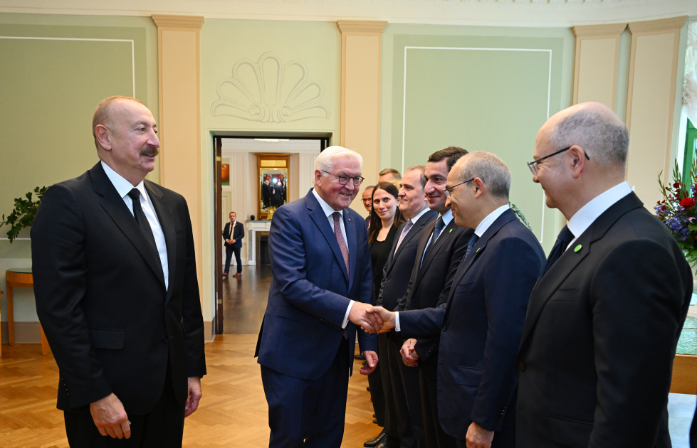 İlham Əliyev və Fridrix Merz mətbuata bəyanatlarla çıxış edib (YENİLƏNİB)