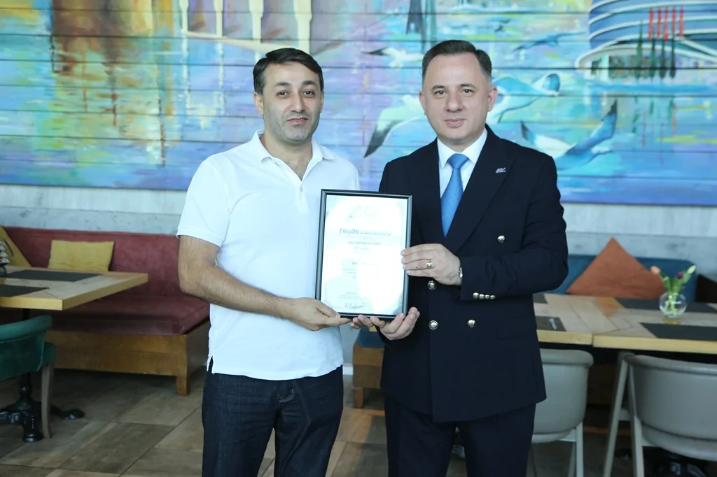 AQC Milli Mətbuat Günündə media nümayəndələri ilə görüş keçirdi (FOTO)