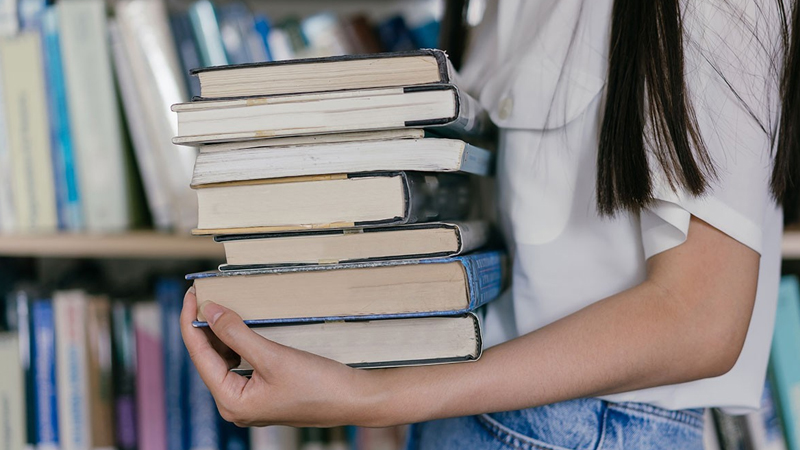 Qızlar Universitetinin tələbələrinin aqibəti necə olacaq?