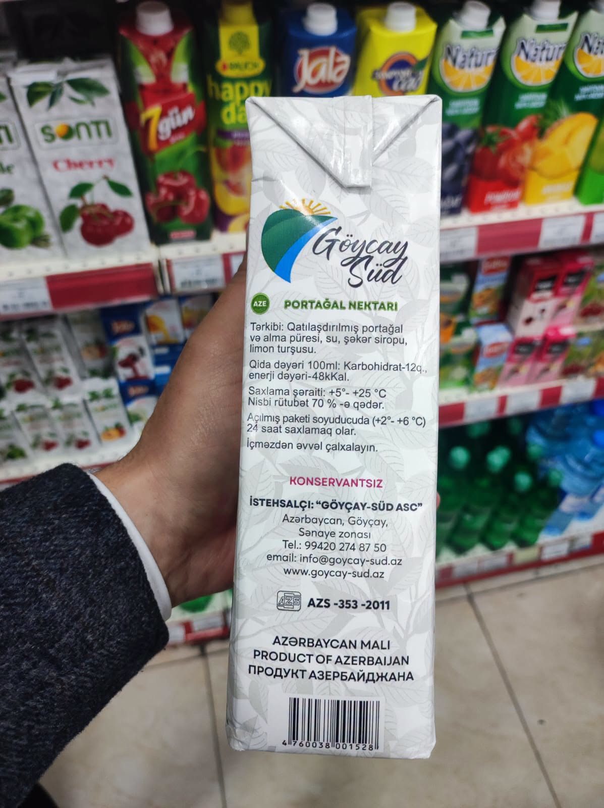 Meyvə şirəsi adı ilə satdıqları məhsullarda - Rəngləyici aşkarlandı (FOTO)
