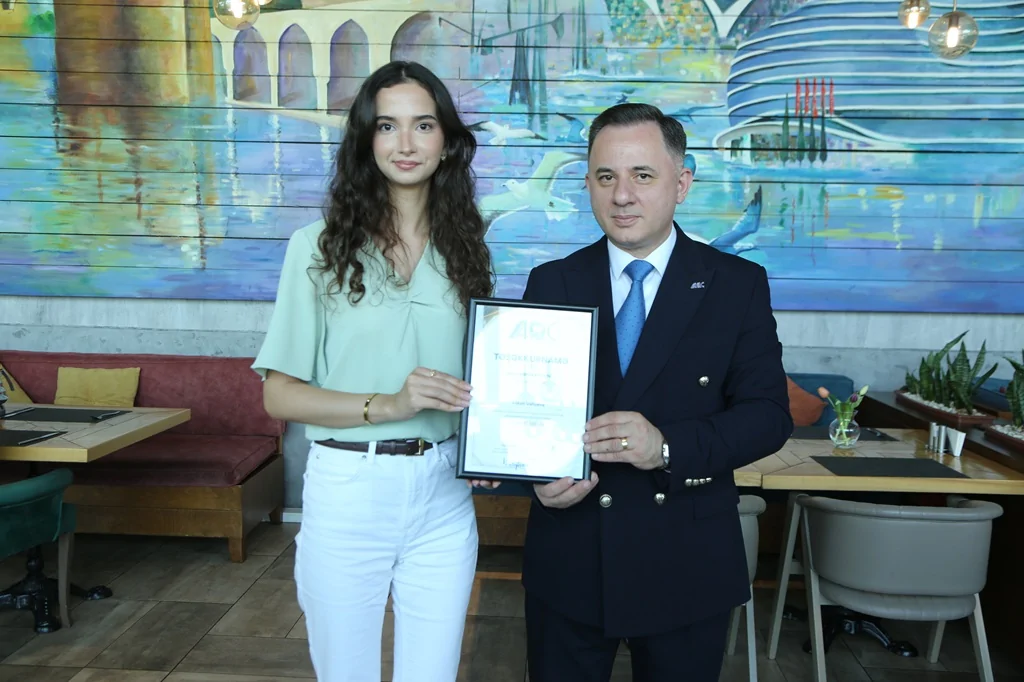AQC Milli Mətbuat Günündə media nümayəndələri ilə görüş keçirdi (FOTO)