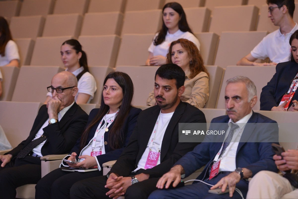 Şuşa Qlobal Media Forumunda süni intellektin media sahəsinə təsiri müzakirə olundu (FOTO)