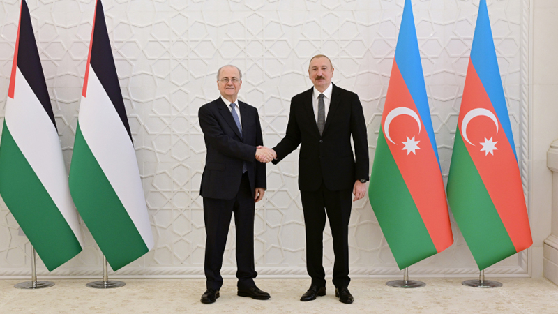 İlham Əliyev qəbullar keçirdi (YENİLƏNİB)