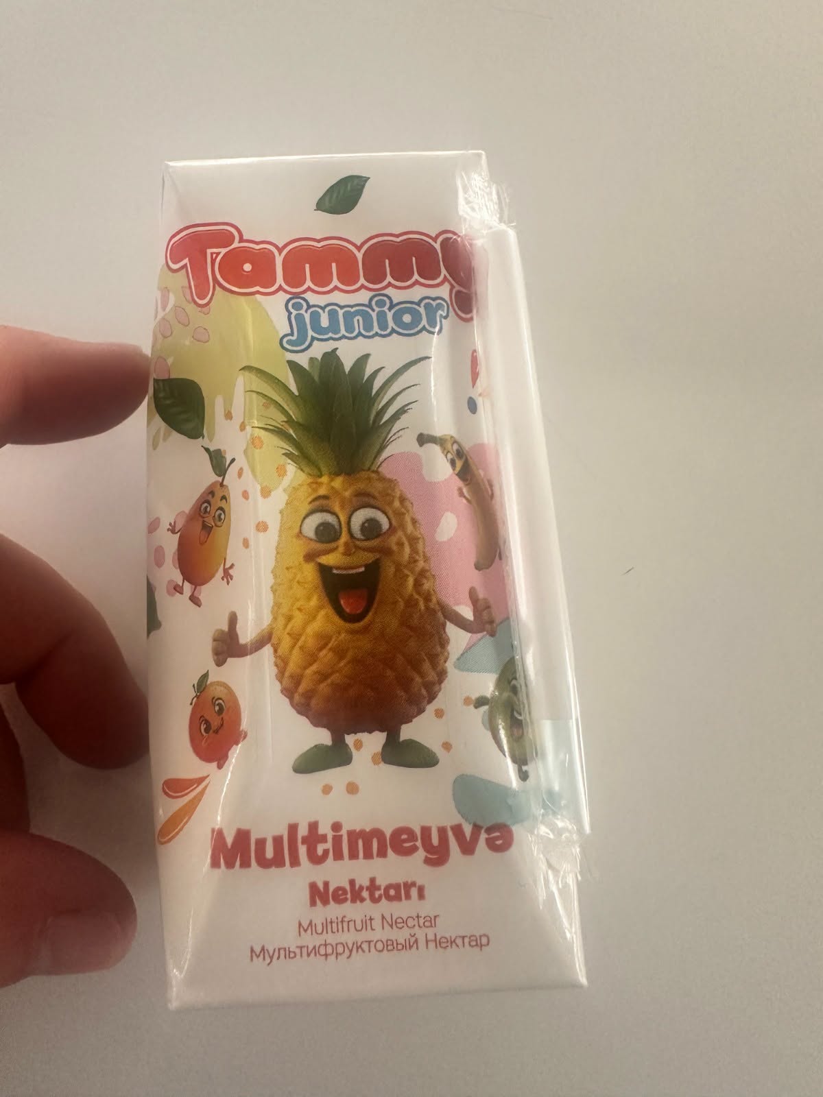 Meyvə şirəsi adı ilə satdıqları məhsullarda - Rəngləyici aşkarlandı (FOTO)