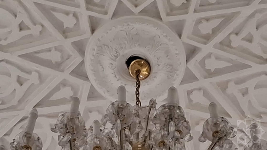 Kiyevə raket zərbələri endirildi: Azərbaycanın səfirliyinə ziyan dəydi (FOTO)