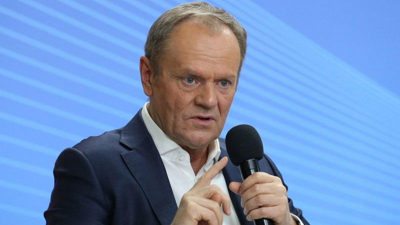 Donald Tusk: Ukrayna Polşa ilə gərginliyi azaltmaq üçün yollar axtarır