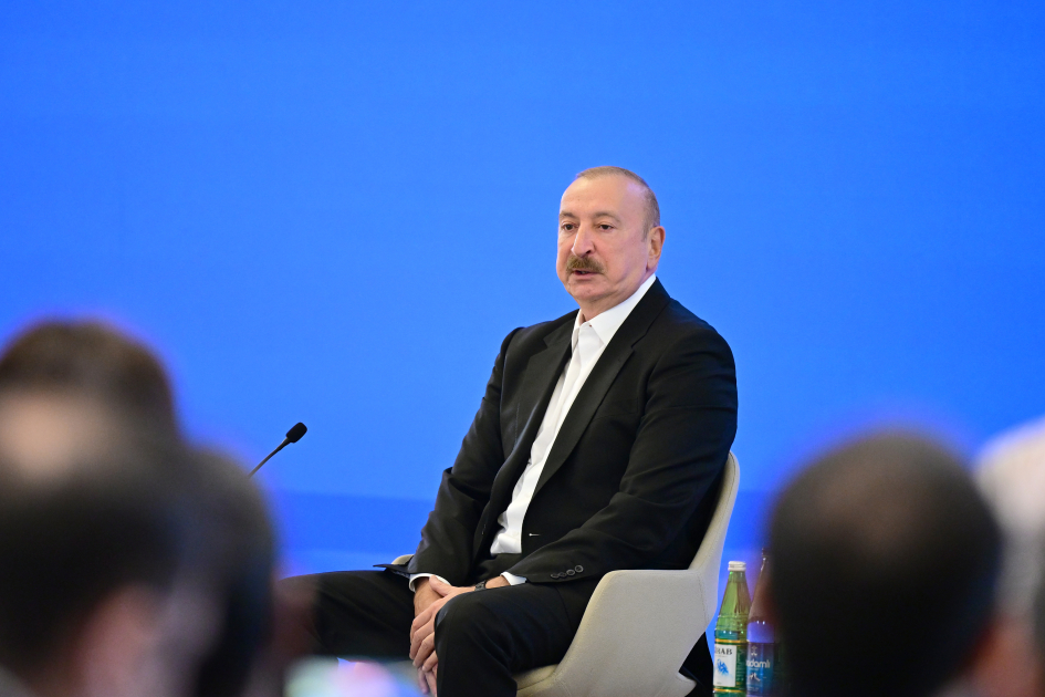İlham Əliyev IV Şuşa Qlobal Media Forumunun açılışında iştirak etdi (YENİLƏNİB)