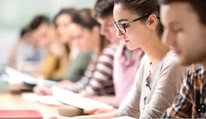 Magistraturaya qəbul planı artan və azalan universitetlər (SİYAHI)