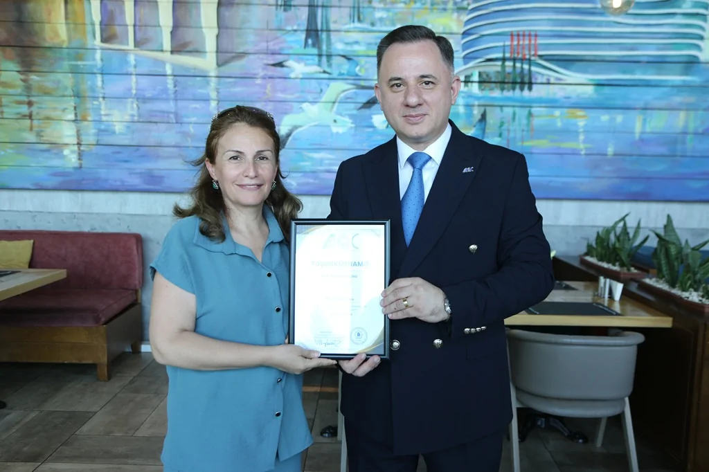 AQC Milli Mətbuat Günündə media nümayəndələri ilə görüş keçirdi (FOTO)