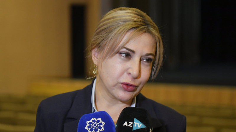 Zivər Abbasova: 