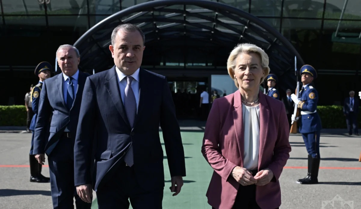 Ursula Fon der Lyayenin Azərbaycana səfəri başa çatdı
