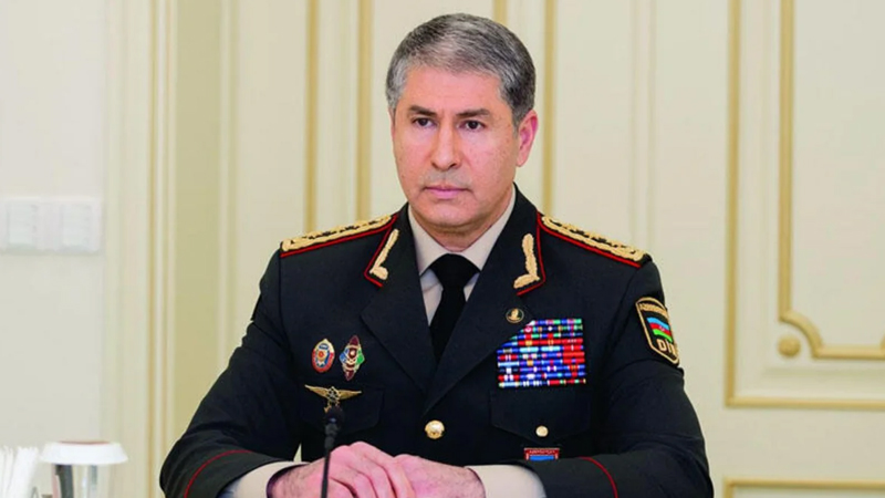 Vilayət Eyvazov daxili işlər orqanlarının şəxsi heyətini təbrik etdi