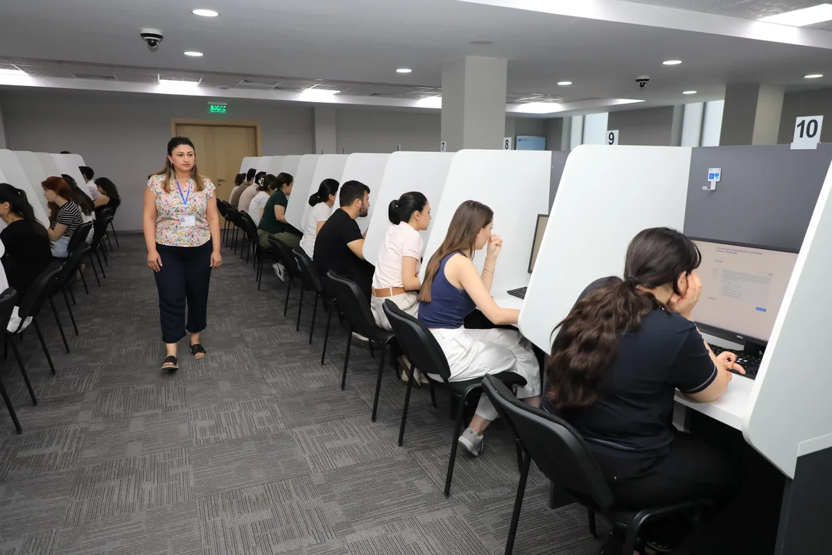 Rezidenturaya qəbul imtahanının II mərhələsi keçirildi (FOTO)